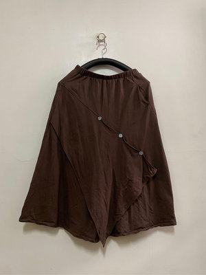a la sha 深咖啡色斜排釦造型彈性腰圍裙褲 / 0427