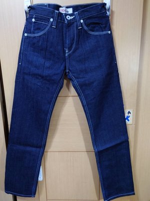 EU504-0019 Levi's 牛仔褲