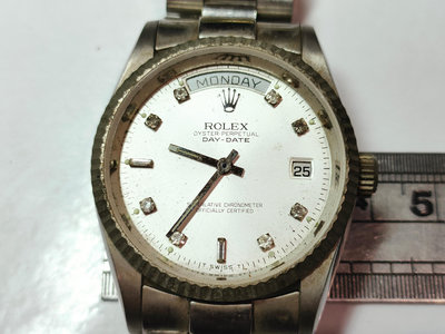 ROLEX 男機械錶,缺鏡片，不走，未測試 …偉哥大人賣早期老二手中古古董機械錶.廳小塑盒