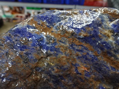 《藍晶寶石玉石特賣區》→〈原石系列〉→天然優色南非藍寶石原礦〈1460公克〉→n7