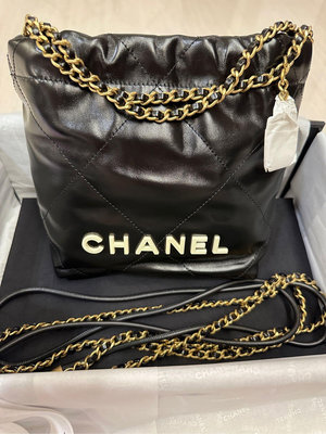 全新Chanel 香奈兒mini 22bag/難得的黑金白字