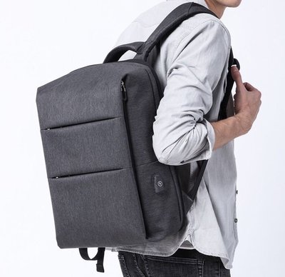 《LEO包舖》KAKA 都會商務型usb充電後背包（防盜包、旅行包、出差包）