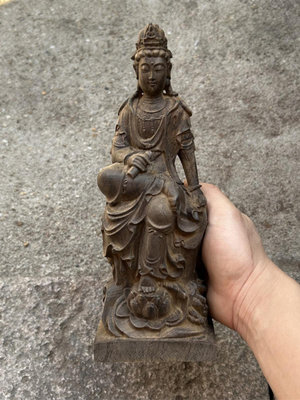 越南沉香木雕坐式踏蓮自在觀音佛像擺件南海觀音菩薩神像手持經書~居家