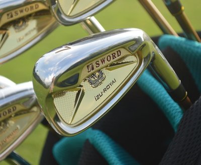 現貨 日本KATANA Sword izu-royai高爾夫鐵桿組高爾夫球桿男士鐵桿碳素