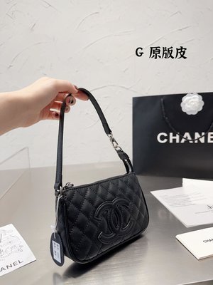 Chanel 中古 皮 黑色系的搭配很適這季節 復古氛圍感瞬間拉滿 尺寸19 12cm NO55025