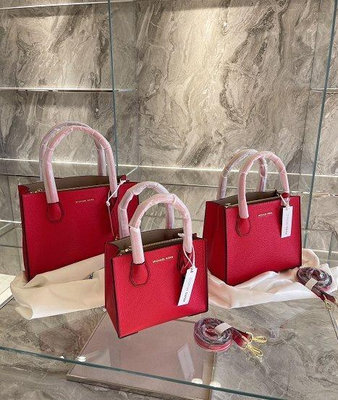 Connie代購#MICHAEL KORS MK鎖頭包 紅色婚包 手提包 大容量百搭小方包 紅色媽媽包氣質經典 三號店