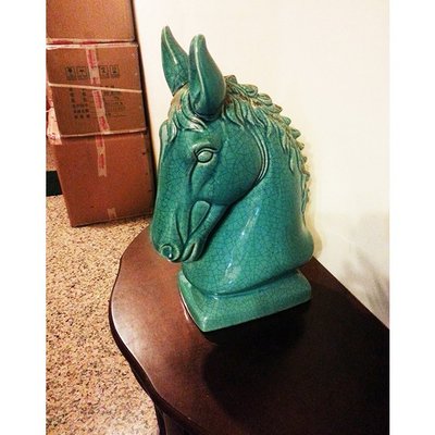 【現貨】復古 做舊 馬賽克 湖水綠 冰釉瓷 馬頭 馬首 裝飾 擺件 馬頭 馬首 馬 藝術品 藝品