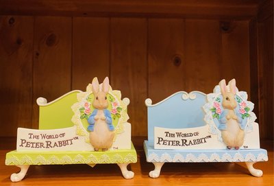 卡朵傢飾～peter rabbit 英國百年品牌 雕刻 立體 彼得兔 poly 樹脂 波麗 小清新 baby色 比得兔蕾絲名片座 餐巾紙座 便條紙收納 擺飾品
