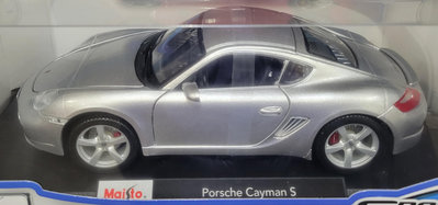 【小如的店】COSTCO好市多代購~Maisto 美馳圖 1:18收藏模型車 - Porsche Cayman S