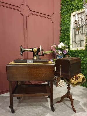 【卡卡頌  歐洲古董】英國老件JONES~ 手提 漂亮彩繪圖騰 木盒 縫紉機 裁縫機 ! 完整可使用 ! ss0508✬