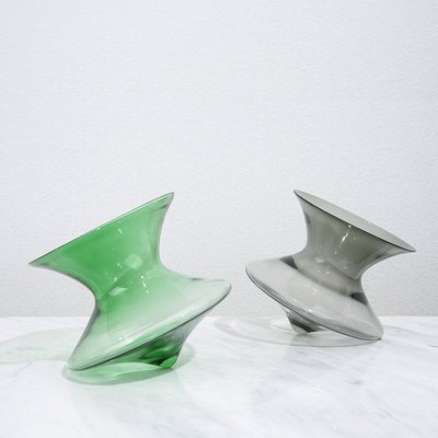 【熱賣精選】 現代簡約不倒翁陀螺花瓶抽象玻璃擺件客廳樣板間桌面家居飾品創意