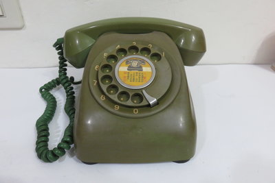【讓藏】早期收藏老電話,超優老古董擺飾,老撥盤電話,可使用