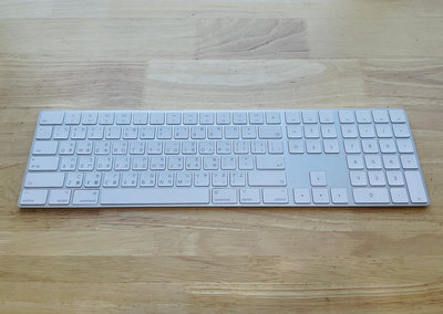 台中 Apple Keyboard 無線藍芽鍵盤含數字鍵盤 白色 A1843