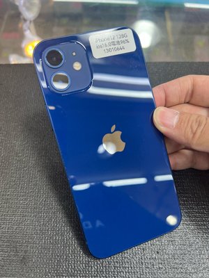 I12 128G 藍色 二手機 電池健康度96% 外觀如圖 功能良好 請看商品敘述 台北實體店面可自取