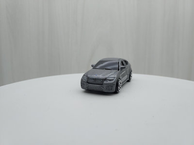 台灣現貨 全新盒裝1:64~寶馬BMW X6  灰色 合金 模型車 玩具 小汽車 兒童 禮物 收藏 交通 比例模型