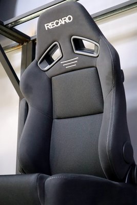 新產品RECARO SR-7 GK A/R扶手型賽車椅 非SPARCO BRIDE OMP 無限