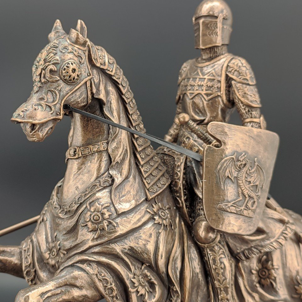 歐洲中古世紀羅馬1-17 鐵甲武士騎馬拿長槍精緻仿銅飾品全新展示 