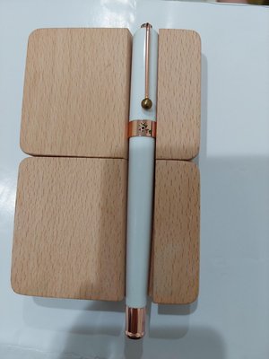 SKB RS-705原點系列鋼筆，白亮玫瑰金，真的不太會拍鋼筆照。101