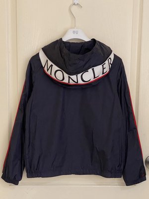 全新 Moncler  jacket 連帽防風外套 大童 12A 現貨