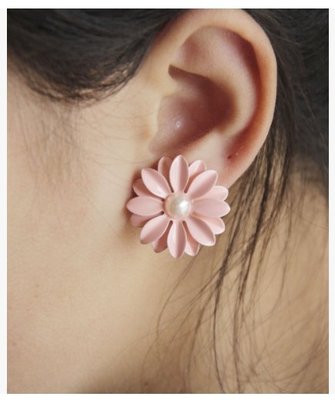 【小麼雜貨】日韓清新粉嫩色珍珠多瓣花 2戴 前後 後掛 耳環(現貨) A010(150)