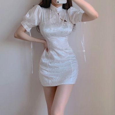 【黑殿】中國風白色改良式旗袍洋裝 復古珍珠旗袍洋裝 中國風洋裝 復古宮廷風顯瘦白色旗袍洋裝 公主袖洋裝 ZG389