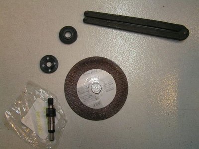 電鑽進化-變成 砂輪機的轉換配件組--含接桿+砂輪機用的法蘭與螺母+ 切割砂輪片+可調扳手各一個