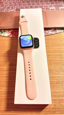 【蘋果Apple】Watch Series 6 (44公釐錶殼-GPS) 玫瑰金配粉色運動錶帶