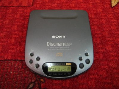 【完美作品】90%新、經典、絕跡，SONY Discman ESP D-321 日本製CD隨身聽，簡易配件