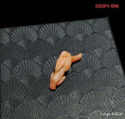 🌟Coral珊寶手作-天然深水珊瑚手工雕刻件(無孔) 29.2mm CO2P1-096