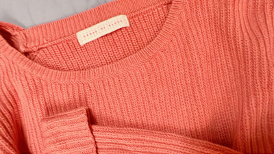 日本專櫃品牌Sense Of Place磚紅色坑條紋針織長袖上衣落肩款