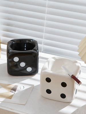 創意陶瓷灰缸家用客廳網紅灰缸個性潮流高級感缸送男朋友禮物--思晴