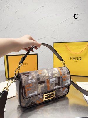 【熱賣精選】 FENDI 芬迪 新款彩色刺繡帆布包包單肩帆布包斜挎包百搭手提女包