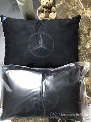 Mercedes-Benz 賓士 車用 抱枕 頭枕 靠腰 賓士精品 no amg brabus送禮 生日交換禮物