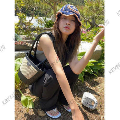 夏天編織草編包2024韓國設計師款小眾拼接水桶包腋下包單肩包女包kby科貝