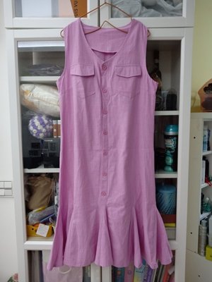 全新-紫粉色雙口袋排釦魚尾擺無袖洋裝/棉麻洋裝