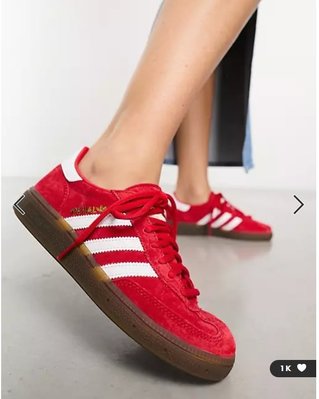 嫻嫻屋) 英國ASOS-adidas Originals Handball Spezial 紅色運動鞋 預購款EH23