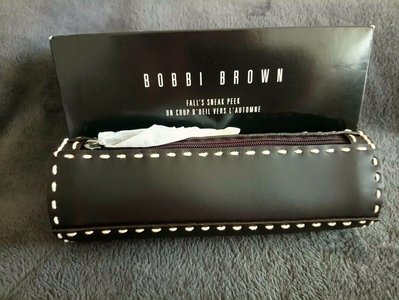 BOBBI BROWN 皮革款 咖啡色化妝包