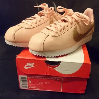 【Nike】807471 800 classic cortez leather 真皮粉紅色金色勾勾女性運動鞋 阿甘鞋 8號
