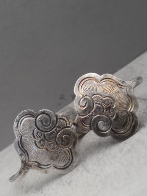 藏寶閣 （老銀飾品）清代老銀耳環如意頭老銀鎏金耳環清代老銀首飾氣韻極好 Cchg4308