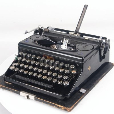 下殺-德國古董黛安芬Triumph機械英文打字機功能正常帶箱8品1930年代