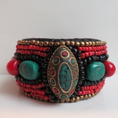 [ 廣緣-手鐲 ] (1) 西藏  紅珊瑚+綠松石+貝殼活動布手環   **可議價**