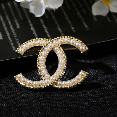 【二手】香奈兒 Chanel 秋冬系列 珍珠 雙C胸針  別有心機設計的一款 超級完