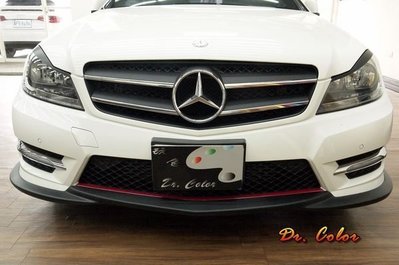 Dr. Color 玩色專業汽車包膜 M-Benz C180 Coupe 黑carbon/金屬紅_水箱護罩/前下巴/尾翼