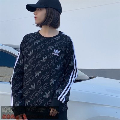 Adidas愛迪達 三葉草女生圓領衛衣 滿印字母刺繡棉質T恤 休閒運動上衣 寬鬆時尚套頭衛衣 個性潮流長袖打底外套