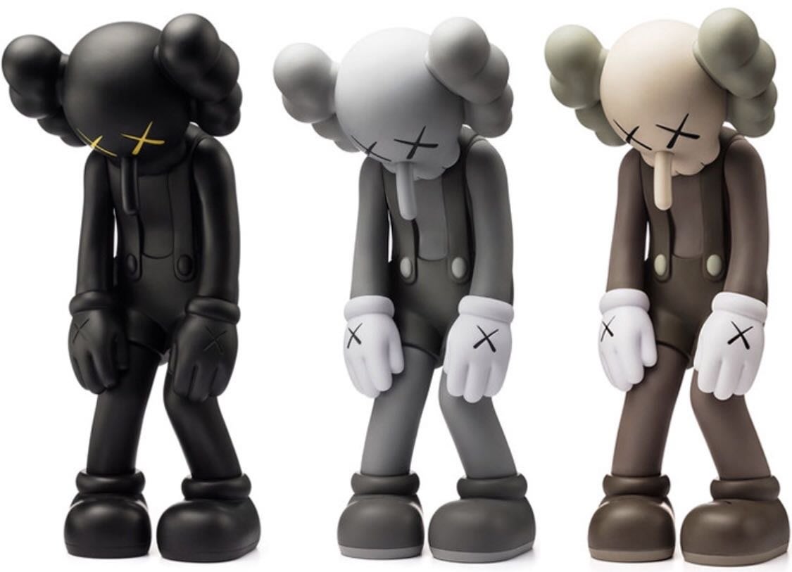 KAWS SMALL LIE MEDICOM TOY PLUS 剩黑色| Yahoo奇摩拍賣