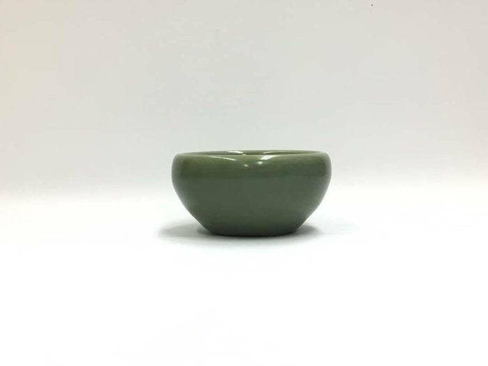 製品 龍泉窯 青磁 陰刻 輪線 筒盃 www.baumarkt-vogl.at