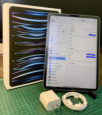 iPad Pro 11吋 第四世代 1TB Wi-Fi 銀色(M2晶片)(二手9.5成新)