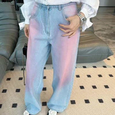 Chanel 香奈兒 牛仔褲 新款粉色漸 柔軟質感 寬松顯瘦闊腿褲 直筒休閒褲 直筒牛仔褲 顯瘦 大長腿 美！