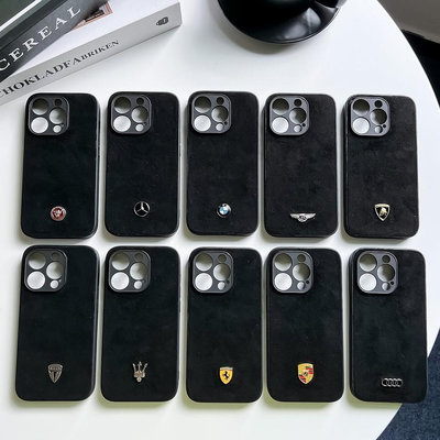 iPhone15/14Pro/13Pro/12全包式手機殼 BMW/AUDI/Porsche/BENZ等車標款 碳纖維真