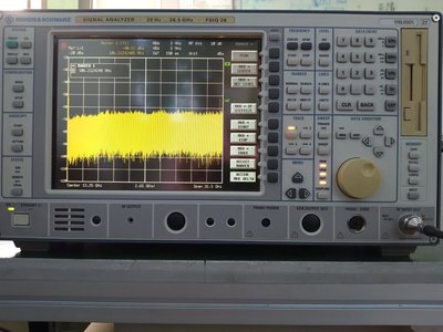 Rohde &amp; Schwarz FSIQ26 Signal Analyzer